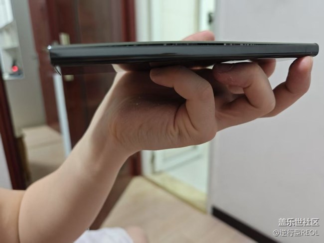 大家還在等7.0，我的23u已經鼓包了