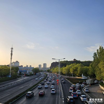 【市井長巷】+ 短暫的春天