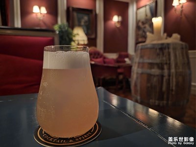 S25u隨拍，智能優(yōu)化設(shè)置中等感覺(jué)拍照更好看