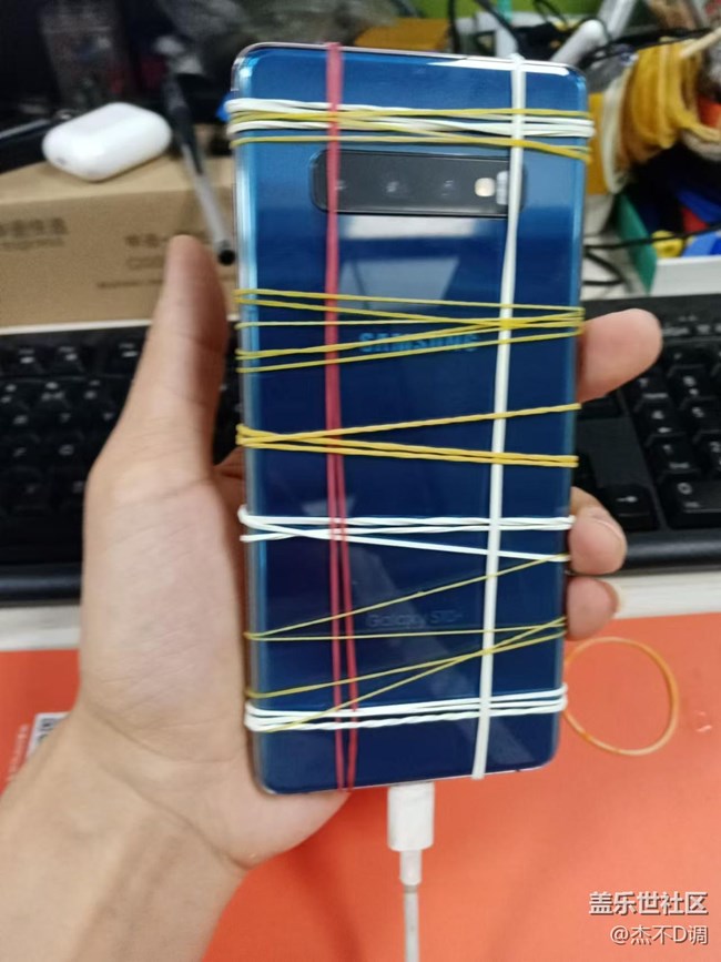 剛換電池換后蓋再戰(zhàn)5年，，，，，，