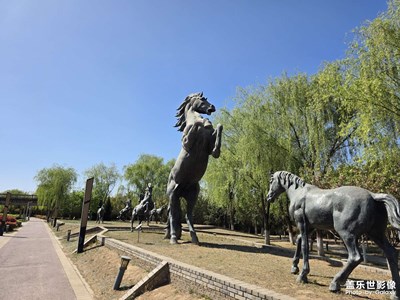 【快樂(lè)假日】+走走逛逛