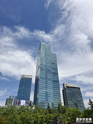 Galaxy A56 5G 城市建筑