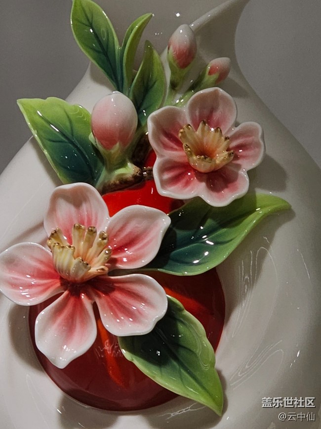 【 長焦與微距】綠葉配紅花