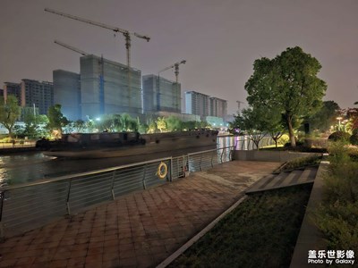 手機直出大貨船