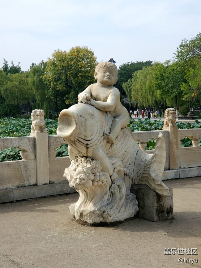 【遇見(jiàn)舊時(shí)光】+公園拾憶