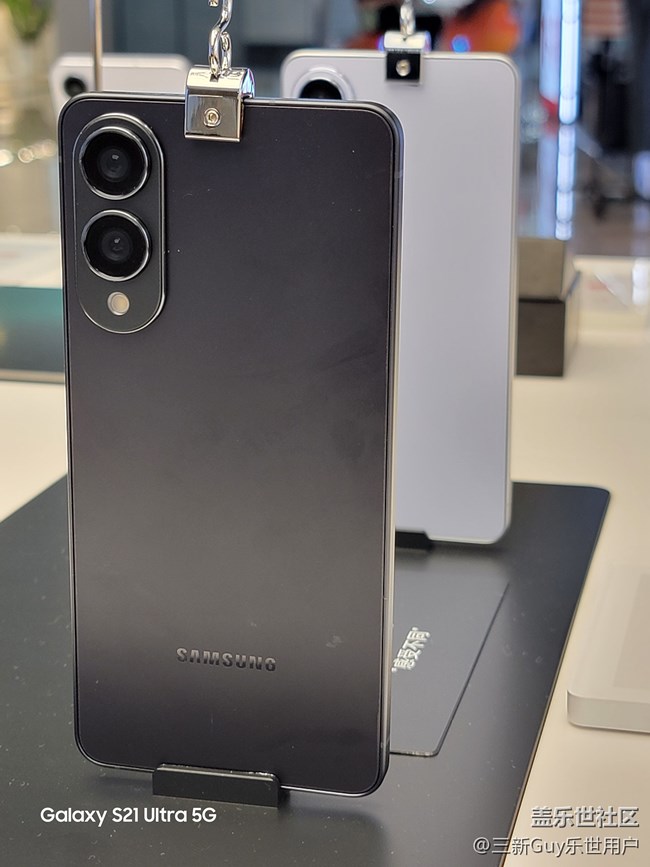 【edge重新定義厚度】前所未有的超薄體驗