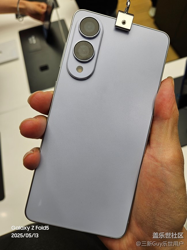 【edge重新定義厚度】前所未有的超薄體驗