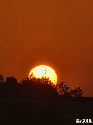 【悅見小滿】+湖邊景色