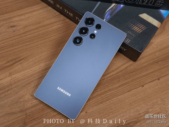 來(lái)一組三星Galaxy S25 Ultra真機(jī)實(shí)拍