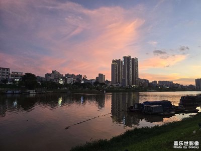 六一節(jié)河邊散步隨手拍