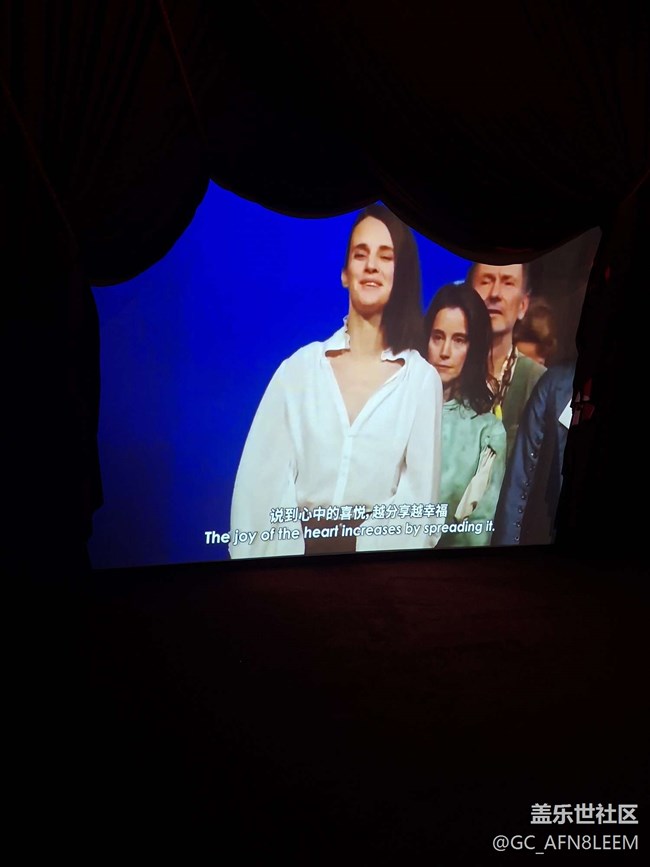 【法蘭西喜劇院舞臺珠寶臻藏展線下攝影活動】 歷峰雙子別墅