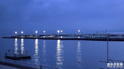 【鏡頭里的六月】+藍(lán)色夜晚