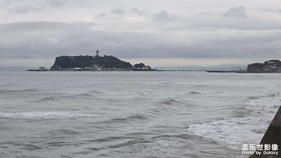 【鏡頭里的六月】+海風(fēng)吹來