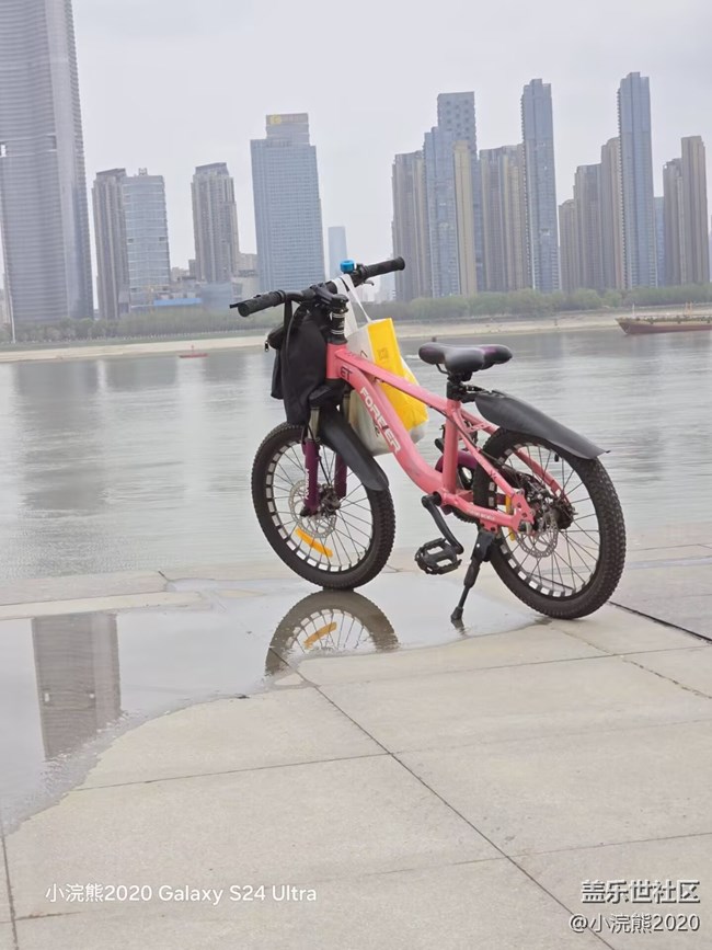 【武漢星部落】【我的年度總結(jié)】      武漢人的松弛感都在漢口江灘！