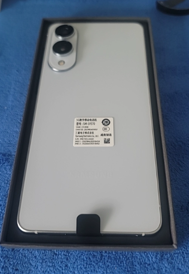 Galaxy S25 Edge曬單時刻 哇塞的手機