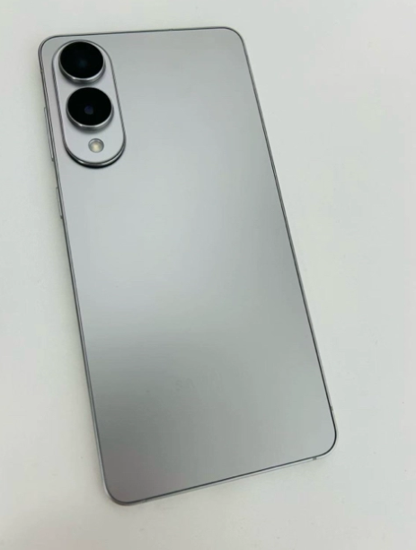 Galaxy S25 Edge曬單時刻 哇塞的手機