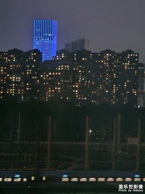 【光影里的五彩斑斕】+大樓燈光秀