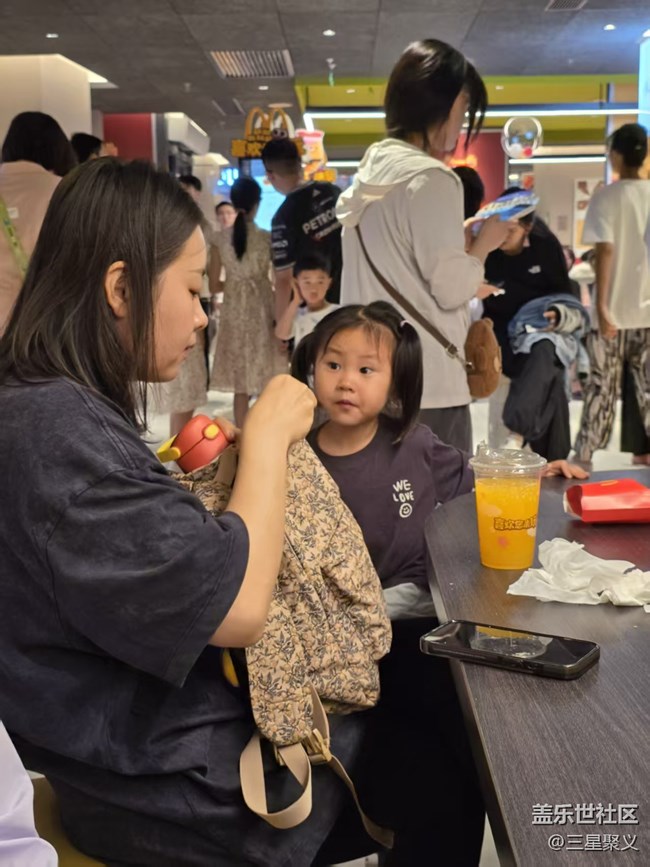 【 粽夏童趣】天真無(wú)邪小美女