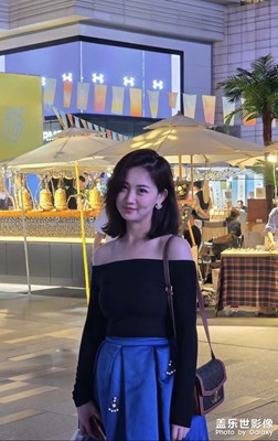 S25 Ultra人像拍攝:活在人聲鼎沸的夜色里