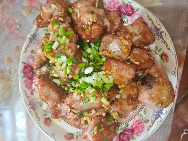 【親手DIY一份專屬自己的解暑美食】蒜香排骨