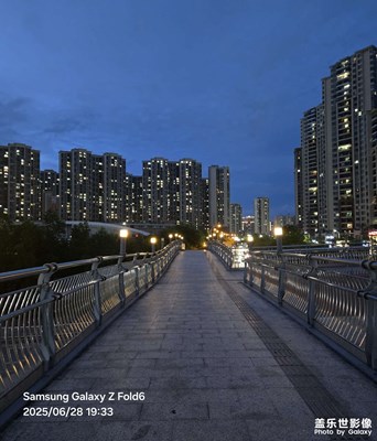 【愛?分享】燈火闌珊夏之夜