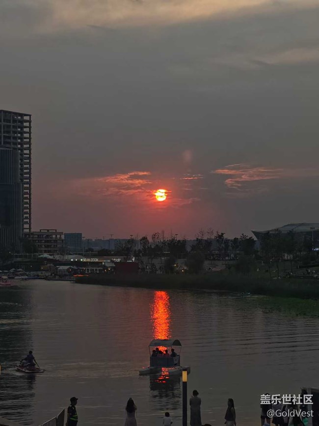 【夏日松弛感】在日落以后