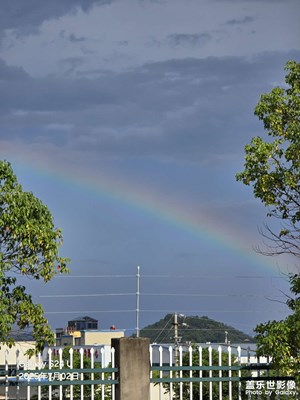 雨后彩虹