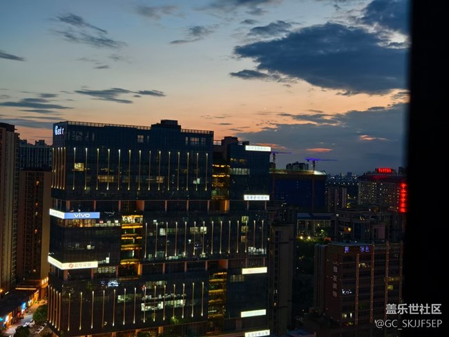 【消失的日落】城市暮色與月夜