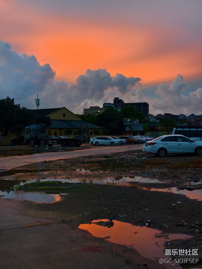 【消失的日落】被日落選中的城市角落