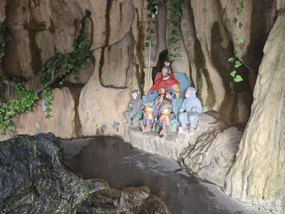 【遠與近】+?遠在天邊