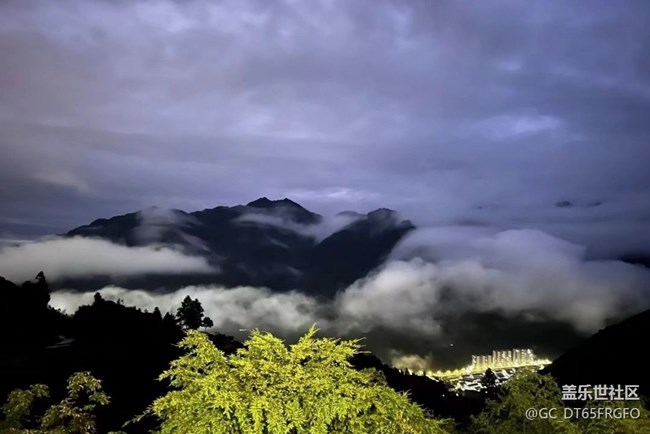 【光影之約】山頂觀云