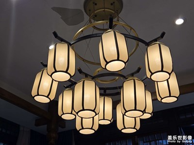 【遠(yuǎn)與近】+放慢腳步