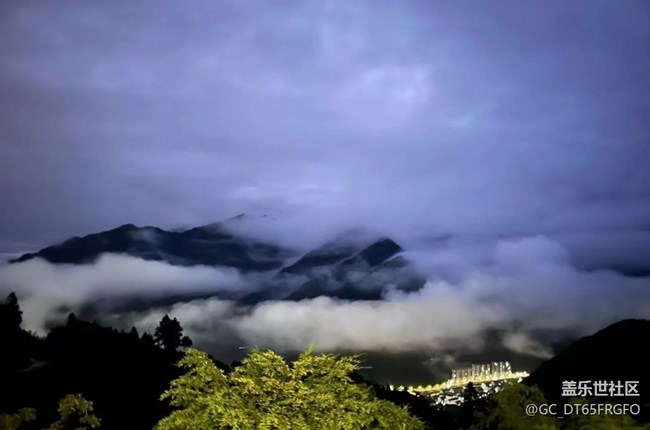 【光影之約】山頂觀云