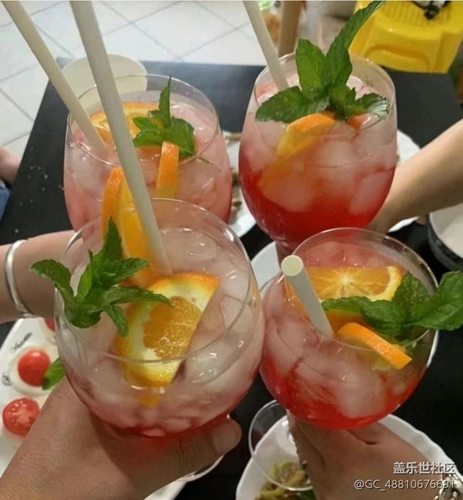 【食在當(dāng)夏】飽脹女孩