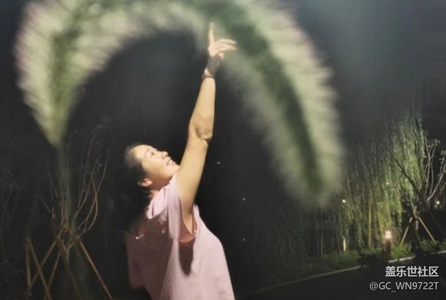 【光影之約】飯后散步