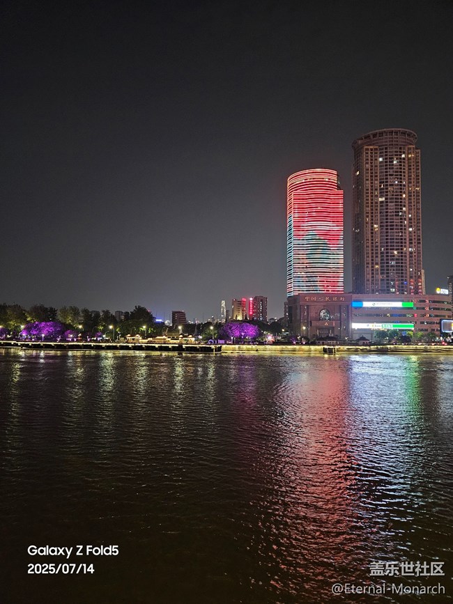 【畢業(yè)之旅】寧波外灘