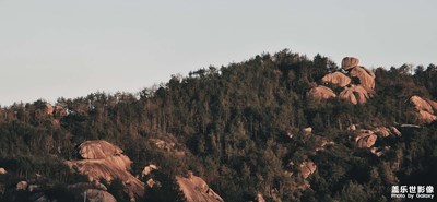 看那遠(yuǎn)山