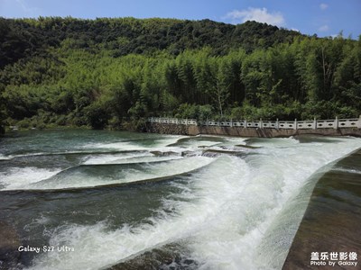 山山來遲，純真的更自然