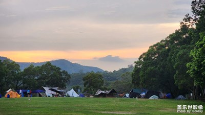 【拍有心動】+ 香港海島徒步露營看晚霞和野牛