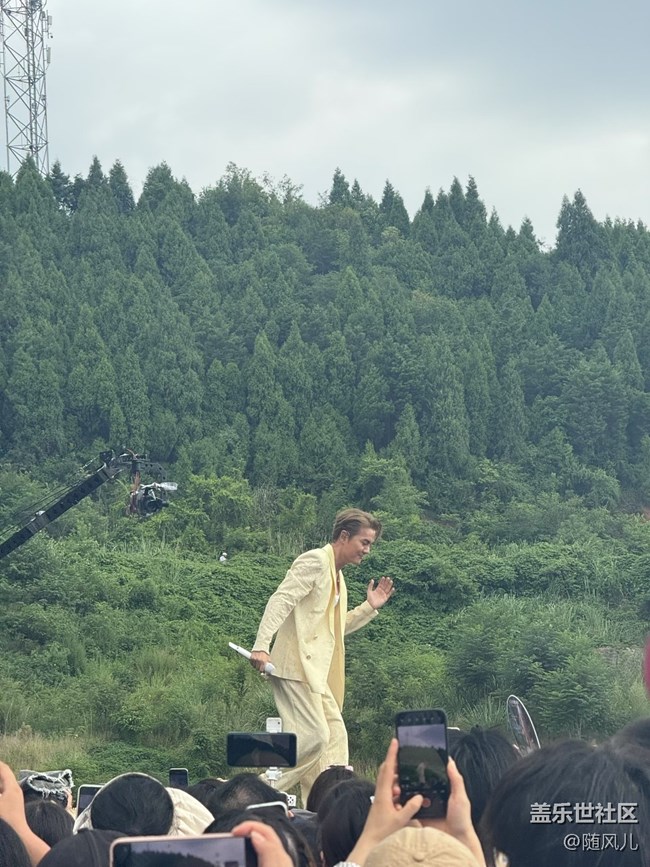 【浮光之間】舞臺之間