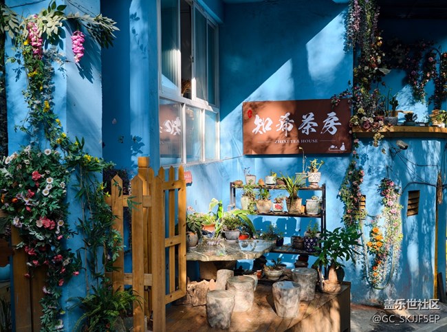 【浮光之間】城市褶皺里的故事與光