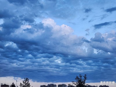 家鄉(xiāng)的天空