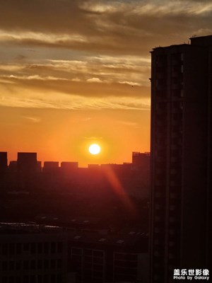 [抬起頭的視界]那就往上看