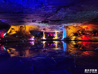 生活的AB面+溶洞倒影