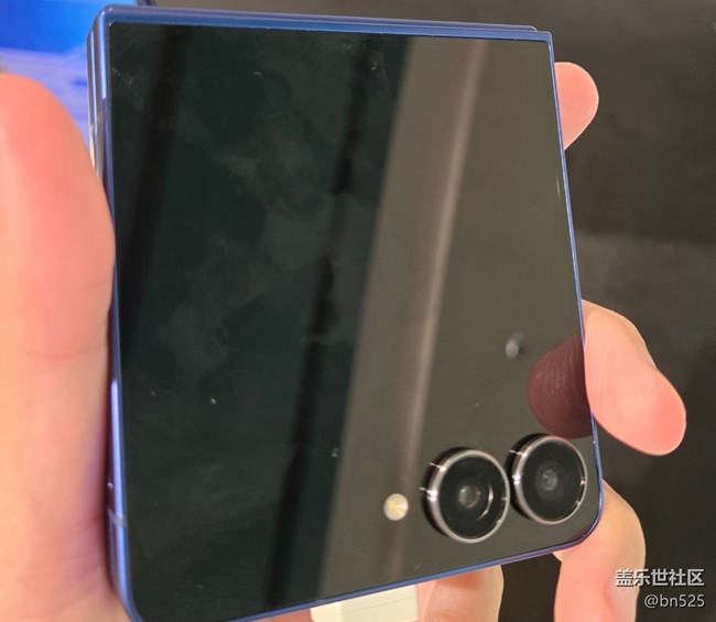 【超級旗艦】小屏折疊Flip7