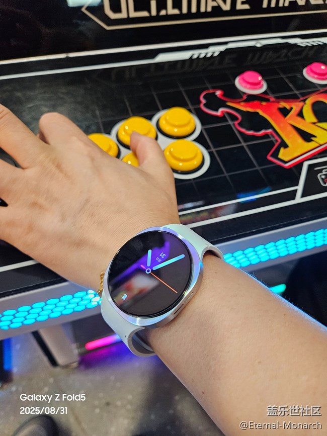 【我的運(yùn)動(dòng)搭子Watch8】戴上Watch8，秒變大玩家