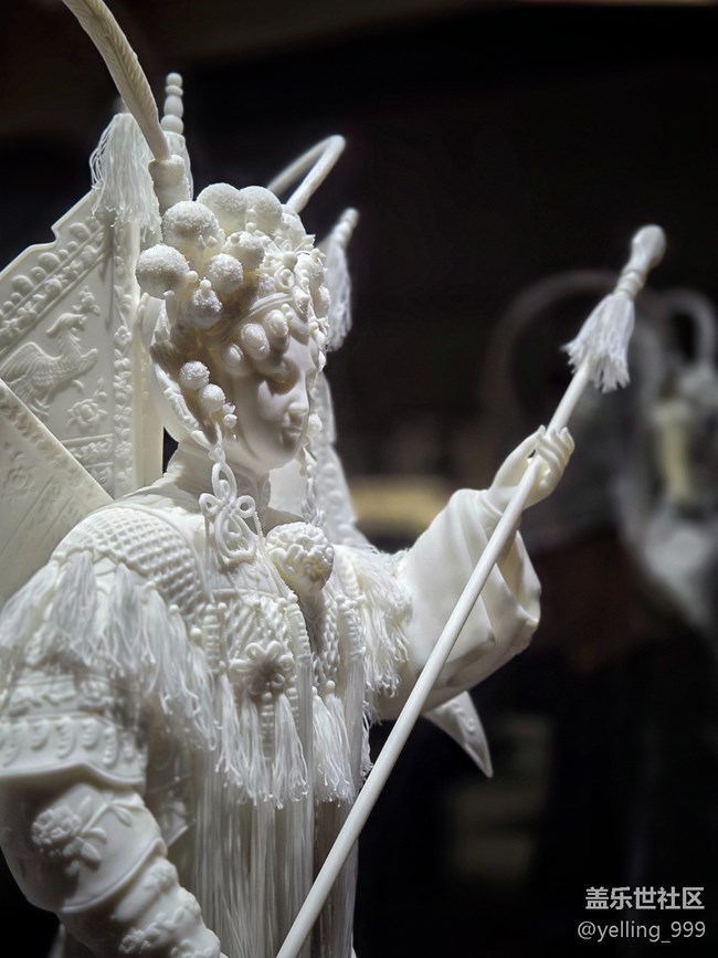 帶上三星Galaxy S25+，來(lái)自德化瓷的萬(wàn)象本色