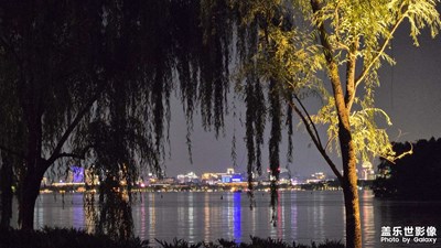 【別樣精彩】+夜的光芒