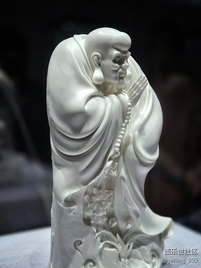 帶上三星Galaxy S25+，來(lái)自德化瓷的萬(wàn)象本色