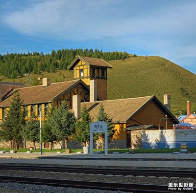 山不向我走來，我向山走去